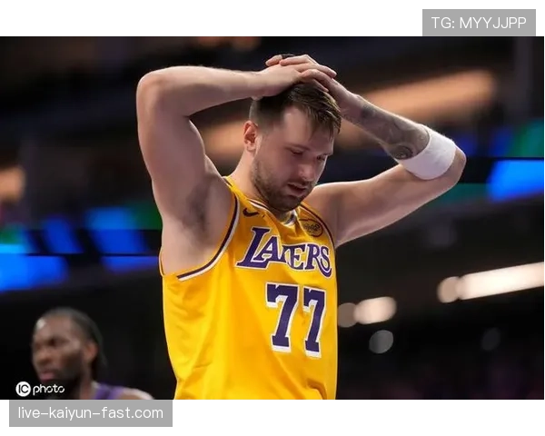 吉尔杰斯-亚历山大单打砍下30+ 效率胜对位东契奇