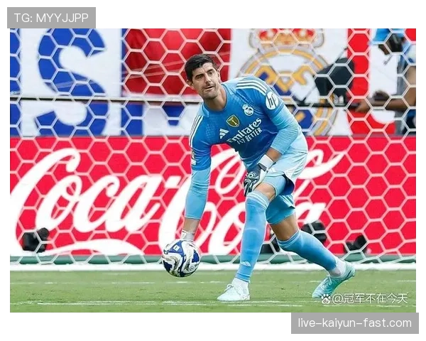 库尔图瓦近三场高位出球激增，如何重塑防线压制与对手应对策略？